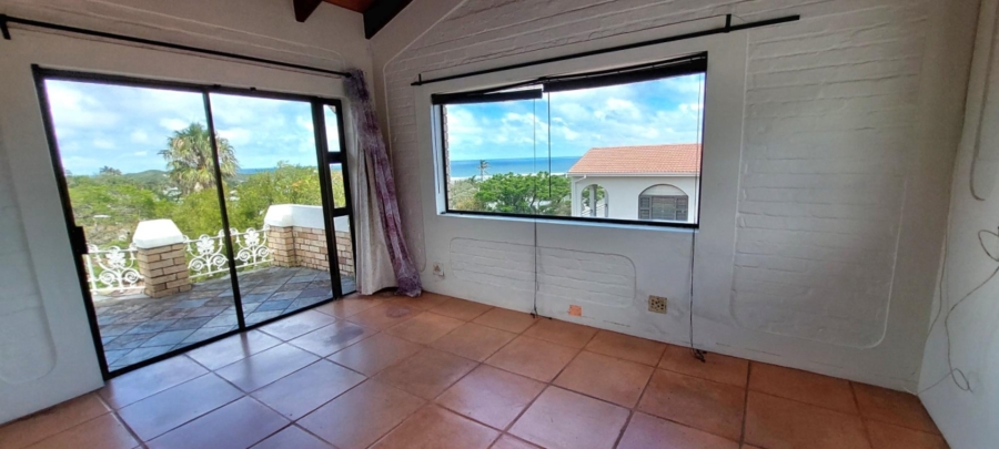 4 Bedroom Property for Sale in Blue Bend Eastern Cape